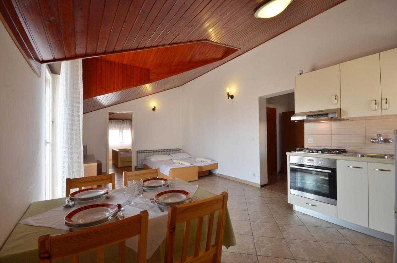 Apartment And Rooms Mrkovic فوديس المظهر الخارجي الصورة