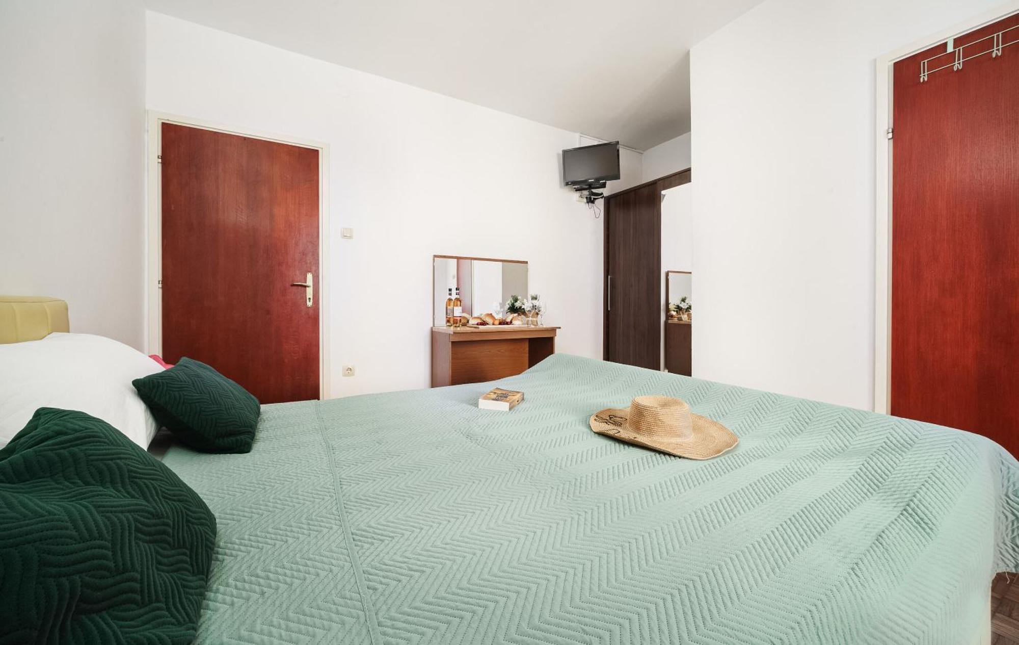 Apartment And Rooms Mrkovic فوديس المظهر الخارجي الصورة