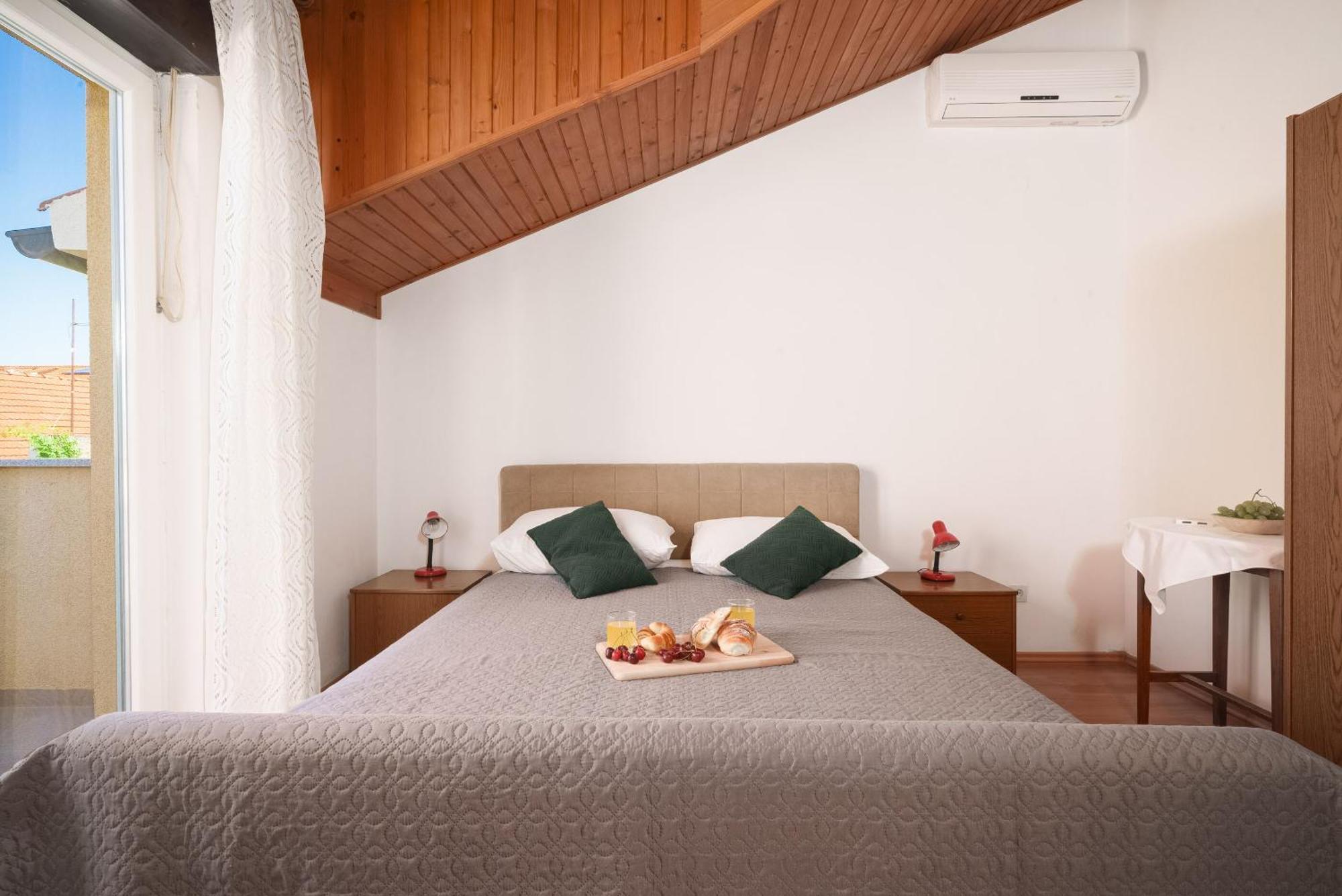 Apartment And Rooms Mrkovic فوديس المظهر الخارجي الصورة